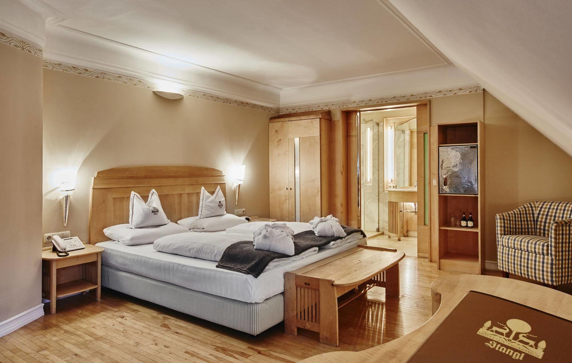 ואטרשטטן Hotel Gutsgasthof Stangl מראה חיצוני תמונה