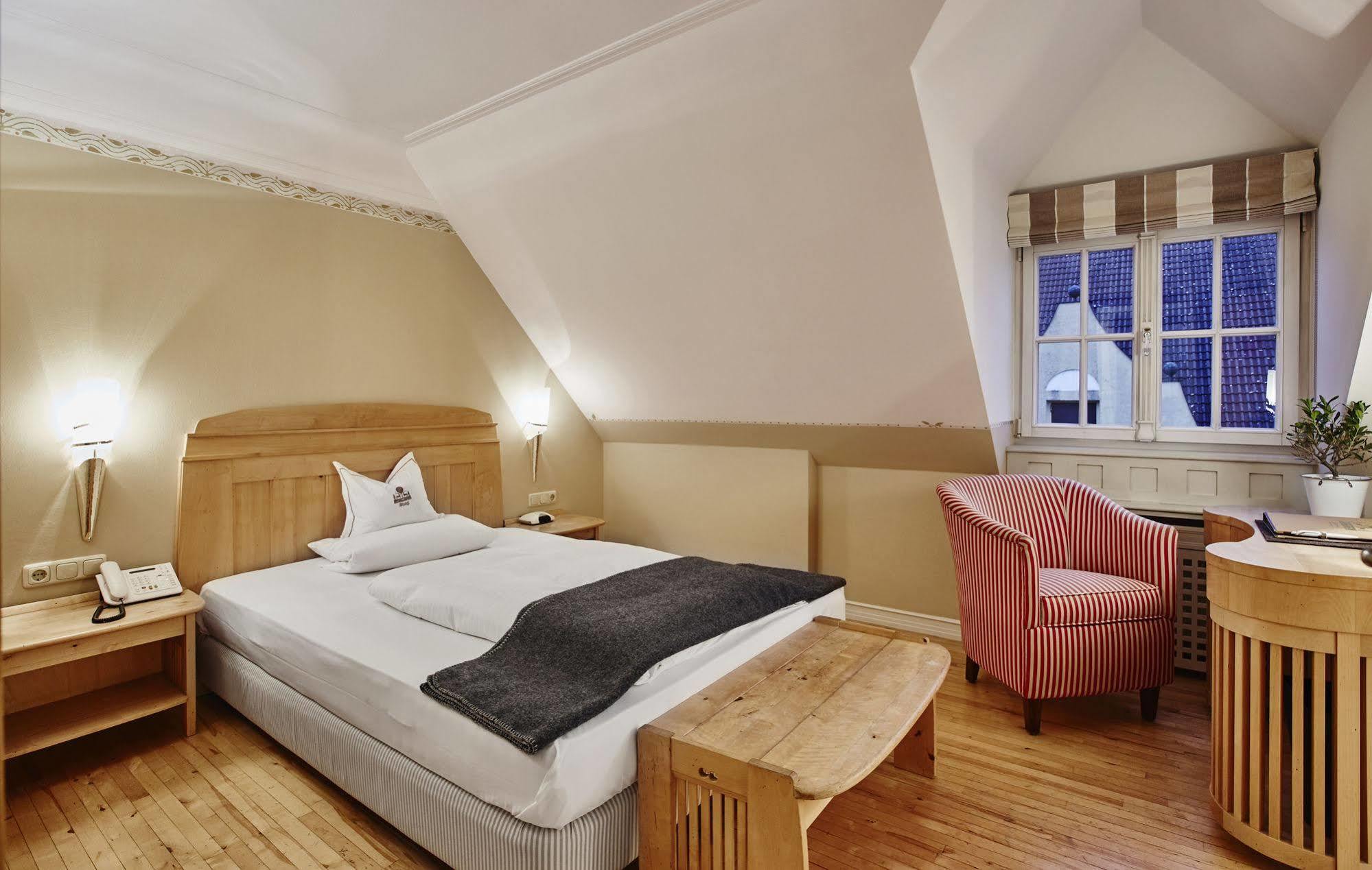 ואטרשטטן Hotel Gutsgasthof Stangl מראה חיצוני תמונה